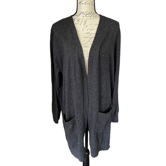 Matty M Gray Long Cardigan Sweater NWOT Size XL