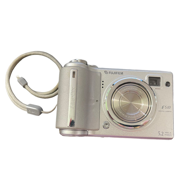 Fujifilm Finepix E510 5.2MP Digital Camera With 2GB Memory Card
