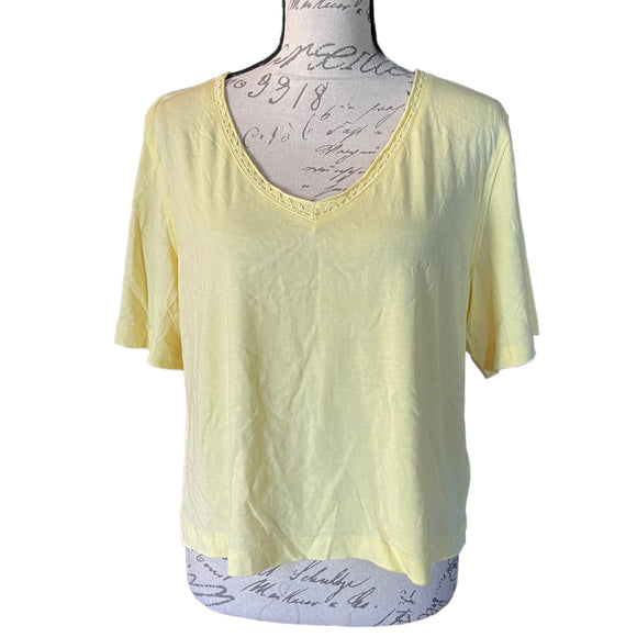 bp-yellow-v-neck-cotton-blend-shirt-size-medium-new-front