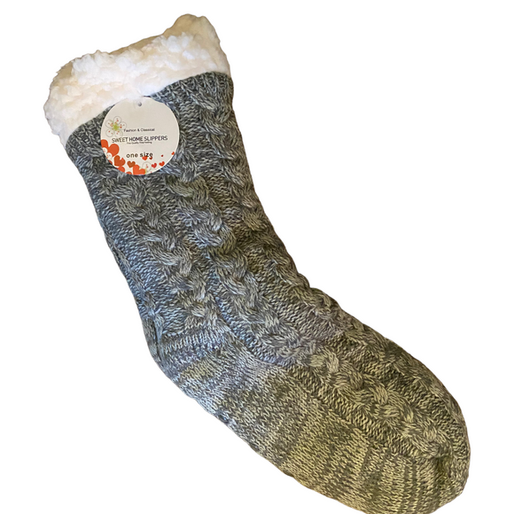 NWT Gray Knit Sherpa Non Slip Socks One Size