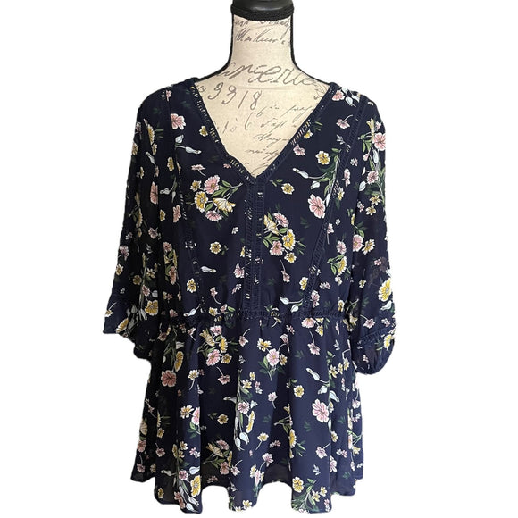 Bloomchic Blue Floral Peasant Shirt Plus Size 14/16
