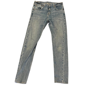 levis-512-blue-slim-tapered-jeans-front-of-pants