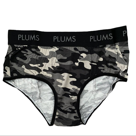 NIP $31 Plums Camouflage Hipster Underwear Briefs Size Medium